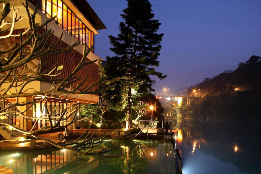 Volando Urai Spring Spa&Resort Wulai Bagian luar foto